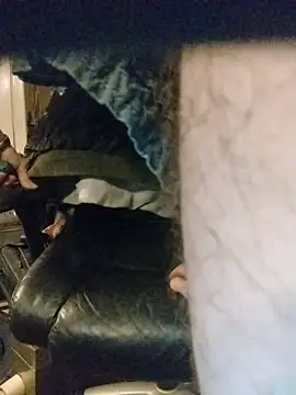 ROBERT0516 online show from 10, 2, 2026