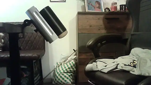 ShyGuyWannaTry online show from 11, 10, 2025