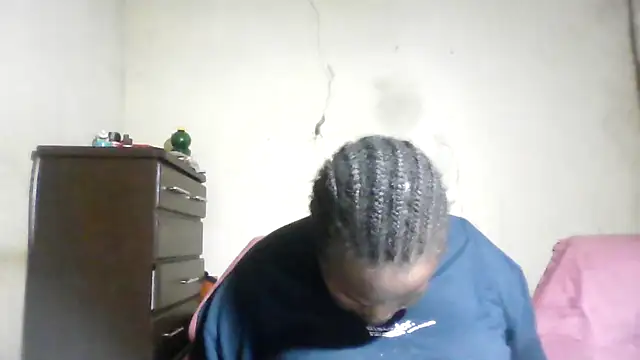 Snapshot of sexybigboobz chatting on 25, 9, 2025 sexybigboobz online show from 25, 9, 2025