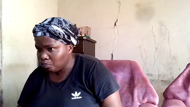 sexybigboobz online show from 5, 12, 2025