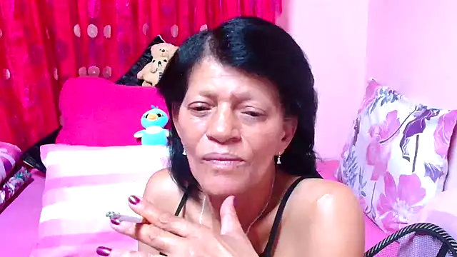 SLUTTYROXY online show from 31, 10, 2025