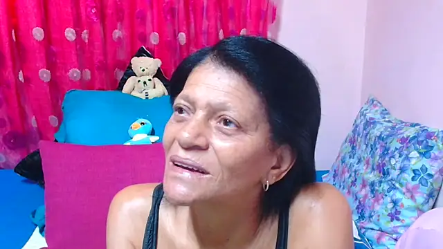 SLUTTYROXY online show from 16, 2, 2026