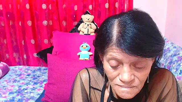 SLUTTYROXY online show from 29, 4, 2026