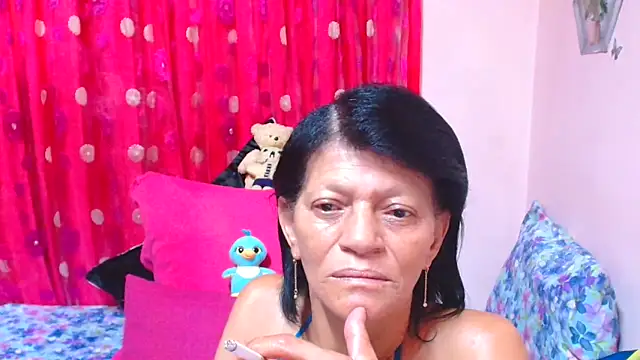 SLUTTYROXY online show from 1, 5, 2026