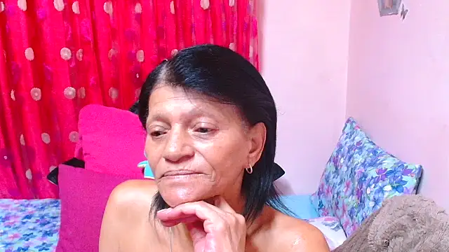 SLUTTYROXY online show from 3, 5, 2026