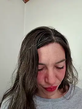 loveuu-bae online show from 17, 9, 2025