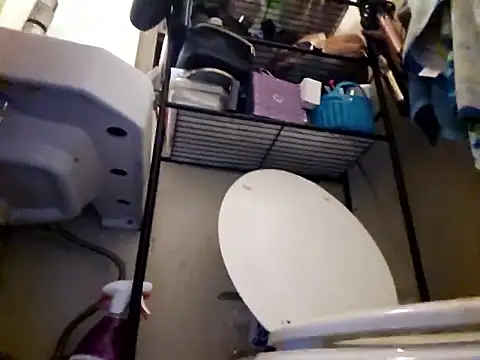 UncutHammer69 online show from 18, 10, 2025