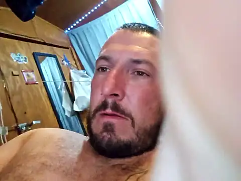 UncutHammer69 online show from 3, 3, 2026