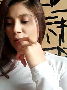 kinky milaxh online show from 4, 2, 2025