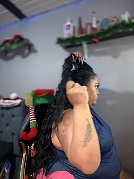 yanza2002 online show from 15, 12, 2024