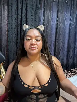 yanza2002 online show from 2, 3, 2025