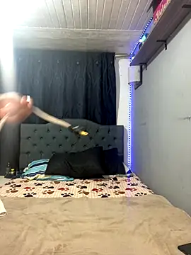 yanza2002 online show from 11, 10, 2025