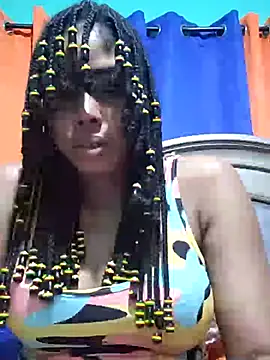 Snapshot of HONEYSWEETS_LIVE chatting on 19, 9, 2025 HONEYSWEETS LIVE online show from 19, 9, 2025