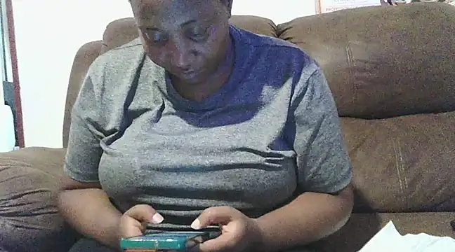 Snapshot of ebonytitts4u chatting on 19, 2, 2025 ebonytitts4u online show from 19, 2, 2025