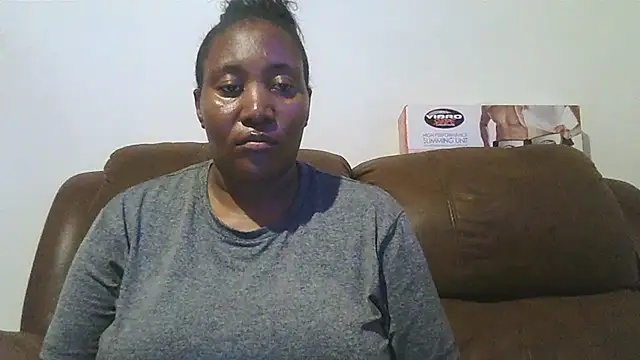 Snapshot of ebonytitts4u chatting on 12, 3, 2025 ebonytitts4u online show from 12, 3, 2025