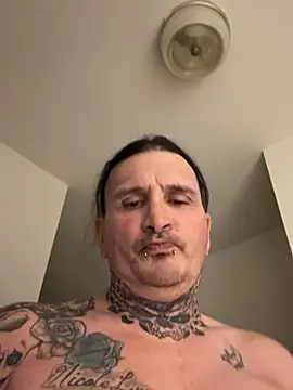 Snapshot of tazzfazz chatting on 16, 3, 2026 tazzfazz online show from 16, 3, 2026