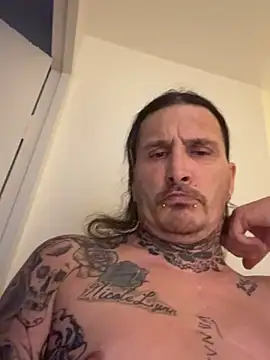 Snapshot of tazzfazz chatting on 23, 3, 2026 tazzfazz online show from 23, 3, 2026