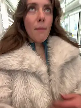 MariiD online show from 5, 3, 2025