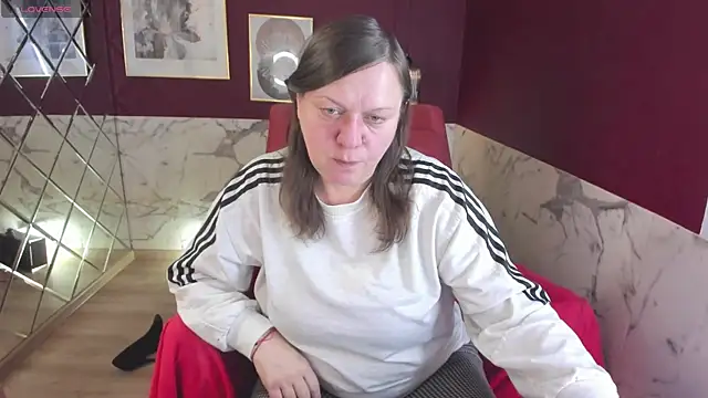 KellyPerfection online show from 1, 5, 2026