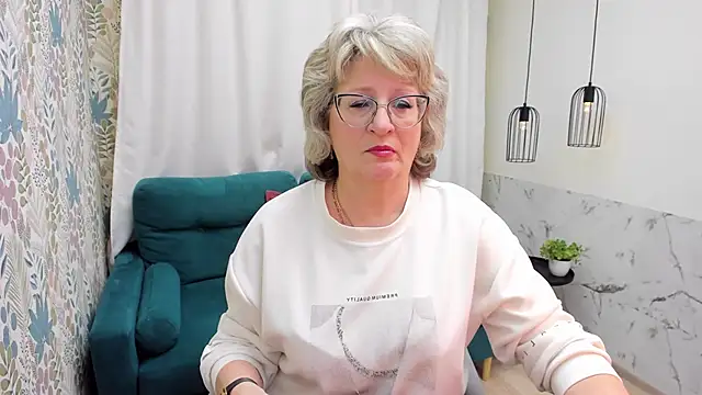 Snapshot of EvelynJoyful chatting on 19, 3, 2026 EvelynJoyful online show from 19, 3, 2026