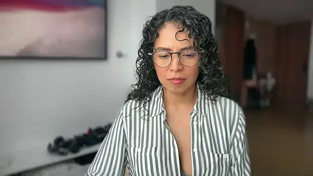 illaroom online show from 3, 2, 2026