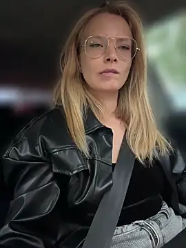AnastasiaAniess online show from 4, 5, 2026