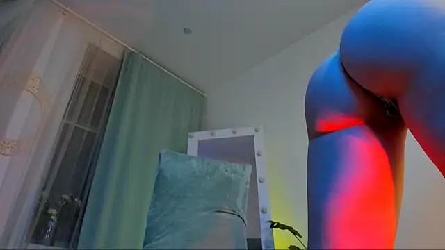 LilianKroft online show from 13, 12, 2024