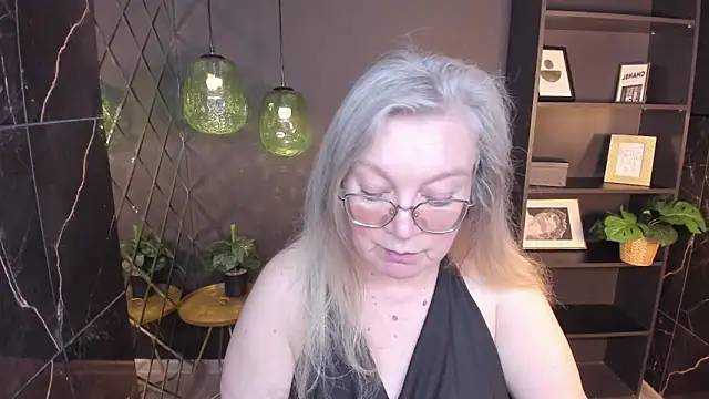 Snapshot of NataliMellow chatting on 11, 5, 2026 NataliMellow online show from 11, 5, 2026