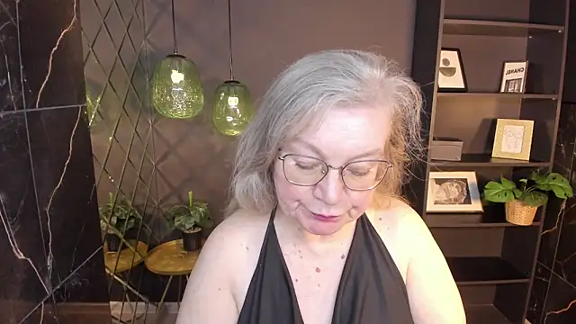 Snapshot of NataliMellow chatting on 13, 5, 2026 NataliMellow online show from 13, 5, 2026