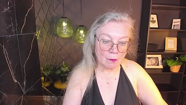 Snapshot of NataliMellow chatting on 21, 5, 2026 NataliMellow online show from 21, 5, 2026