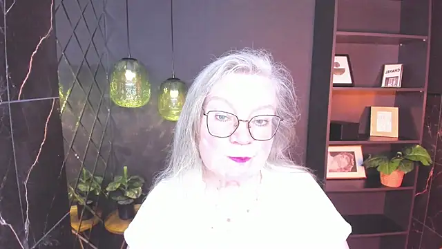 Snapshot of NataliMellow chatting on 26, 5, 2026 NataliMellow online show from 26, 5, 2026