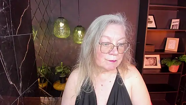 Snapshot of NataliMellow chatting on 28, 5, 2026 NataliMellow online show from 28, 5, 2026