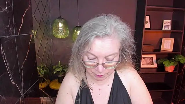 Snapshot of NataliMellow chatting on 2, 6, 2026 NataliMellow online show from 2, 6, 2026