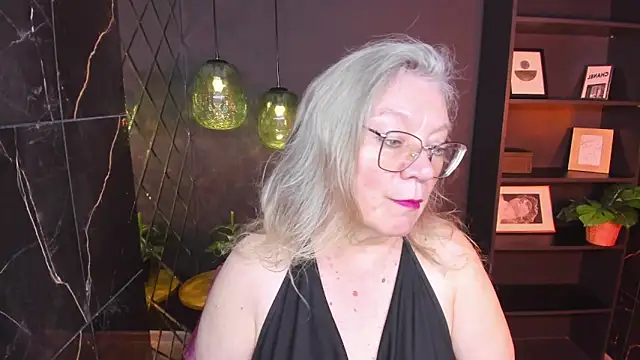 Snapshot of NataliMellow chatting on 7, 6, 2026 NataliMellow online show from 7, 6, 2026