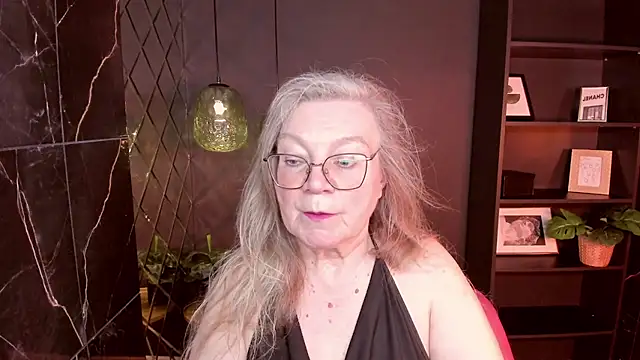 Snapshot of NataliMellow chatting on 19, 6, 2026 NataliMellow online show from 19, 6, 2026