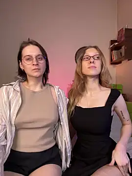 Snapshot of Jitoon_Exe chatting on 18, 12, 2024 Jitoon Exe online show from 18, 12, 2024