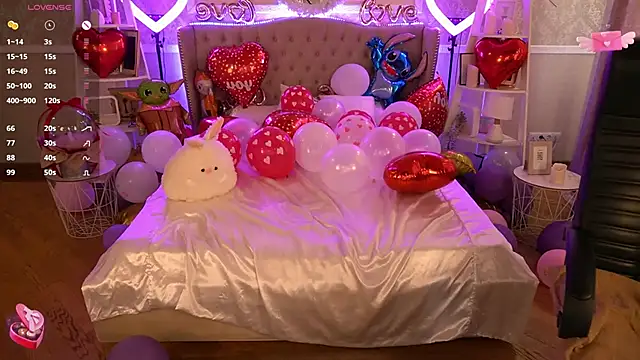 FoxyShy online show from 15, 2, 2025