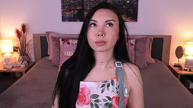 Leila  Sweet online show from 10, 7, 2026
