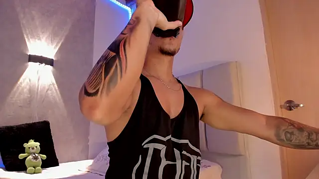 CRAZYBOYLOVE online show from 15, 9, 2025