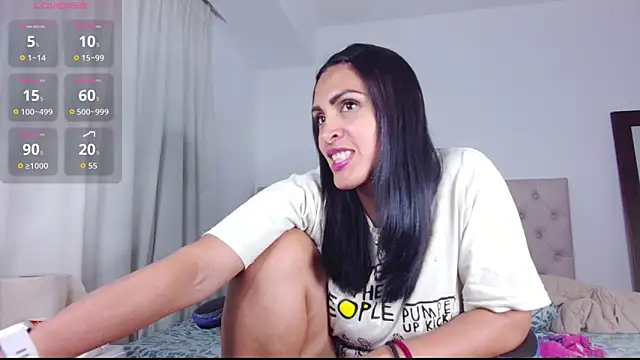 ms freyax online show from 25, 9, 2025