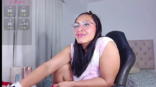 ms freyax online show from 24, 10, 2025