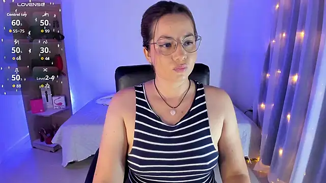 Snapshot of anastasia_bee chatting on 16, 1, 2026 anastasia bee online show from 16, 1, 2026