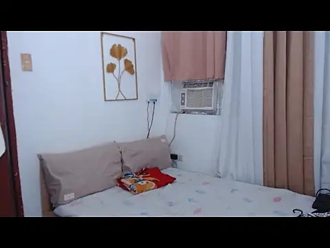 Snapshot of XjuanitabonitaX chatting on 7, 12, 2024 XjuanitabonitaX online show from 7, 12, 2024