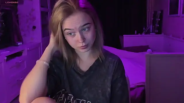 MaryDreaminess online show from 22, 1, 2025