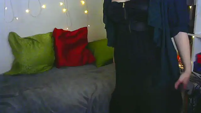 Snapshot of MartaBounty chatting on 22, 10, 2025 MartaBounty online show from 22, 10, 2025