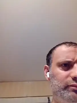 Snapshot of Perv10 chatting on 22, 12, 2024 Perv10 online show from 22, 12, 2024