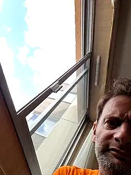 Snapshot of Perv10 chatting on 9, 9, 2025 Perv10 online show from 9, 9, 2025