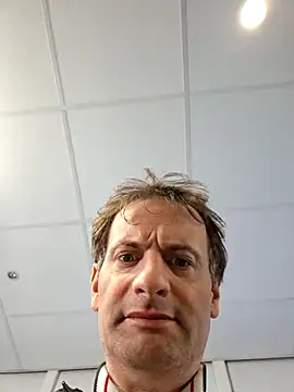 Snapshot of Perv10 chatting on 20, 10, 2025 Perv10 online show from 20, 10, 2025