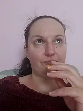 BustyLadyAlma online show from 3, 5, 2026