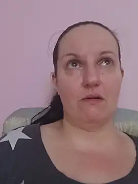 BustyLadyAlma online show from 9, 8, 2026